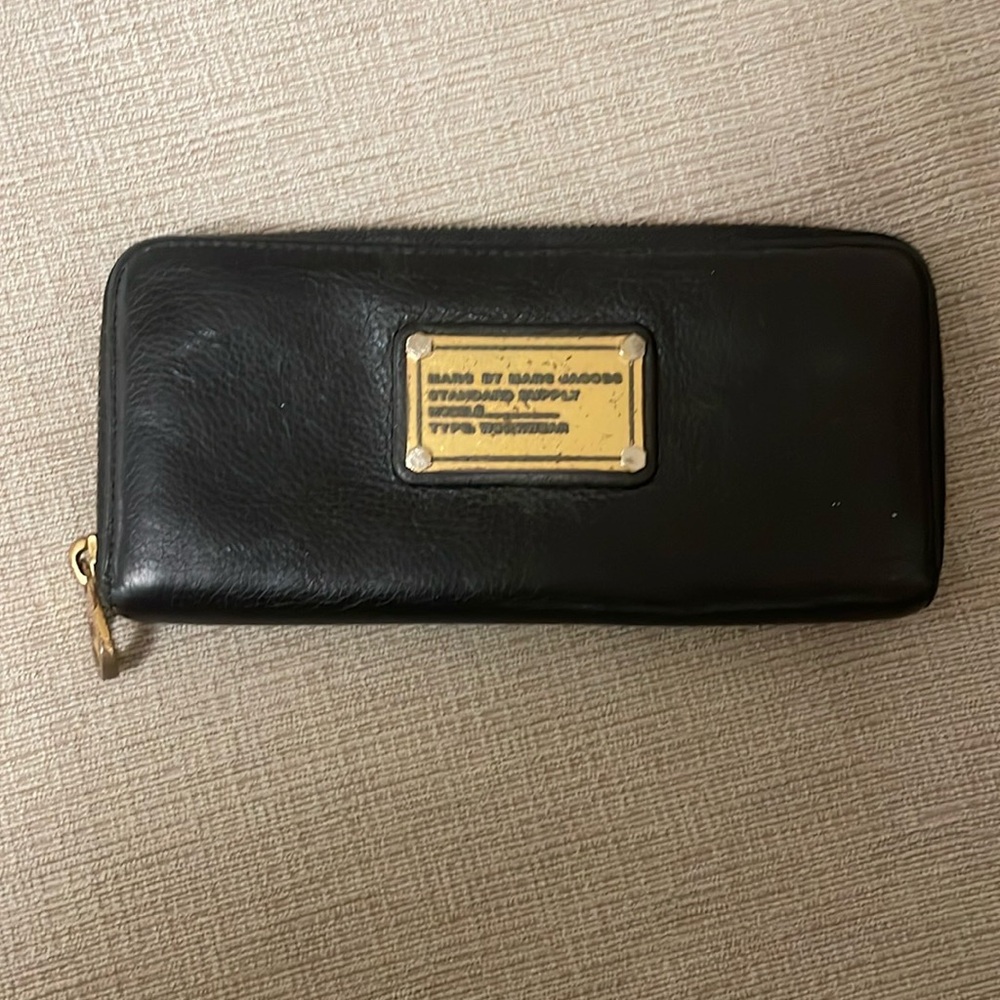 Black Leather Marc Jacob’s Wallet
